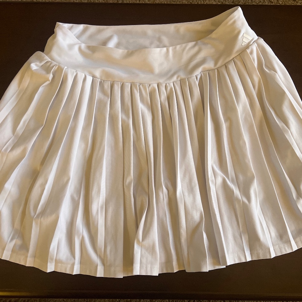 Adidas pleated golf skort